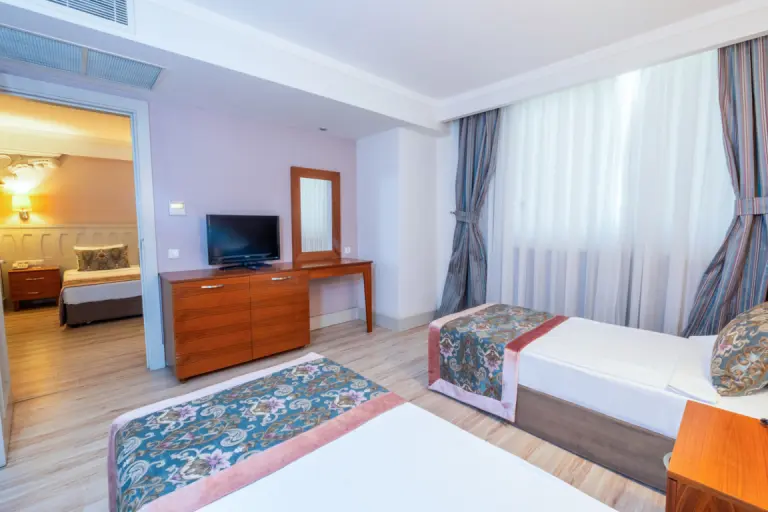 Aile Odası - Kara Manzara